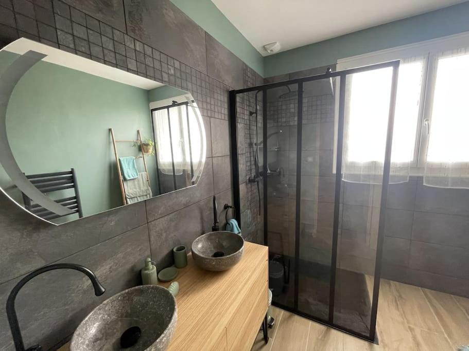 Charmante Maison Individuelle A לימו מראה חיצוני תמונה